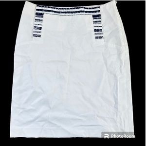 ports international white beaded skirt  size 4  super elegante